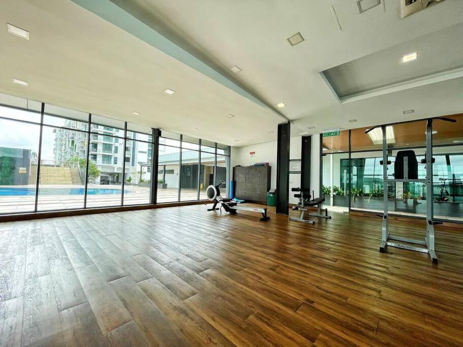 Teo Resident 2 Vivacity Jazz Suite 4 Кучинг Экстерьер фото