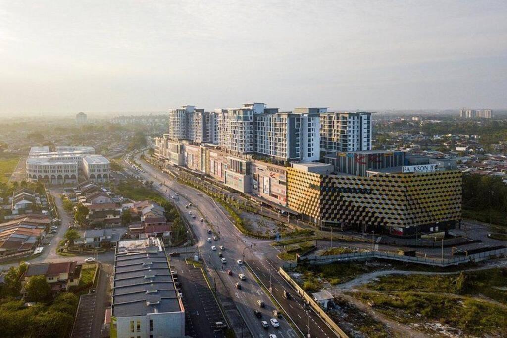 Teo Resident 2 Vivacity Jazz Suite 4 Кучинг Экстерьер фото