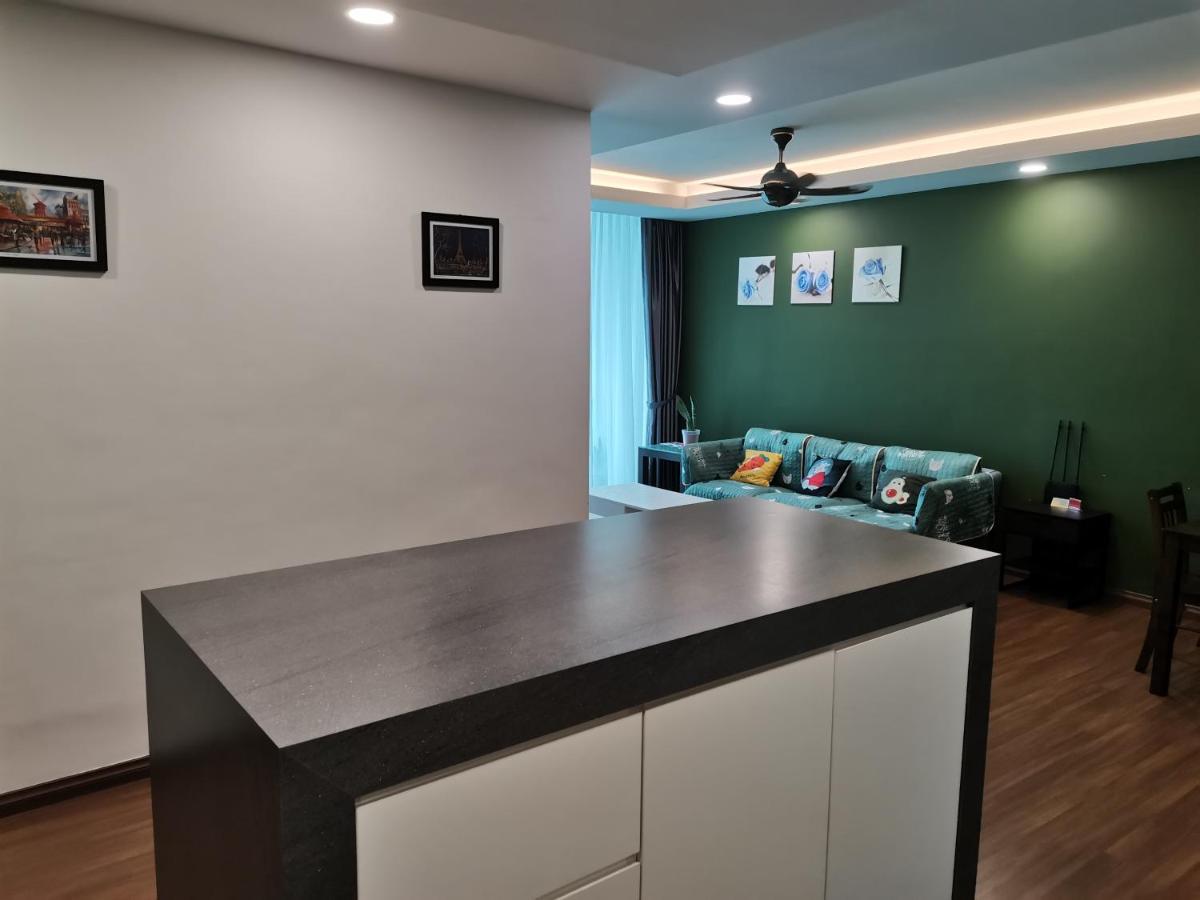 Teo Resident 2 Vivacity Jazz Suite 4 Кучинг Экстерьер фото